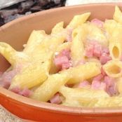 Penne o tagliatelle panna e prosciutto al forno