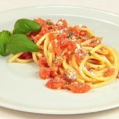 Pasta pomodoro e basilico