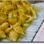 Conchiglie rigate al gorgonzola e pistacchi