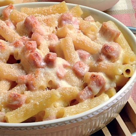 Pasta gratinata al prosciutto