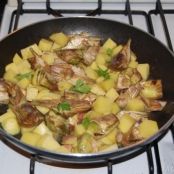 Contorno con carciofi e patate 