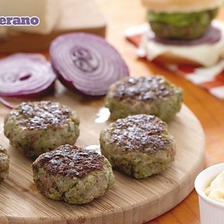 Miniburgers aromatici con formaggio