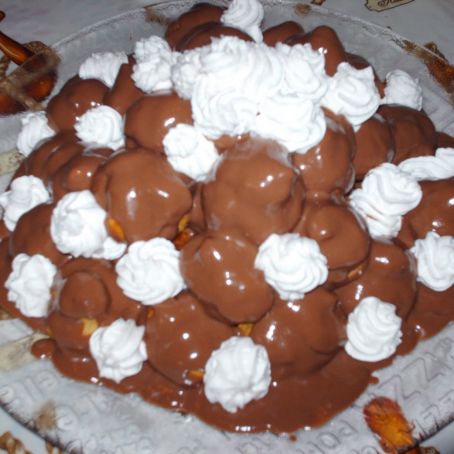 Profiteroles al cioccolato
