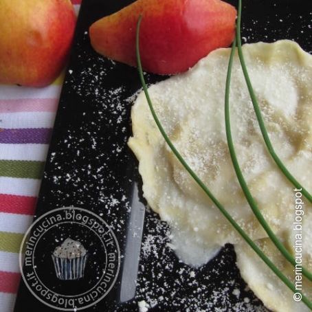 Tortelli alle pere con fonduta di pecorino