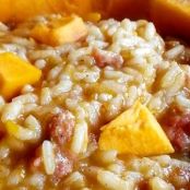 Risotto alla zucca, salsiccia piccante e cannella