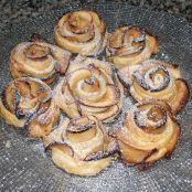 Rose di pasta sfoglia e mele