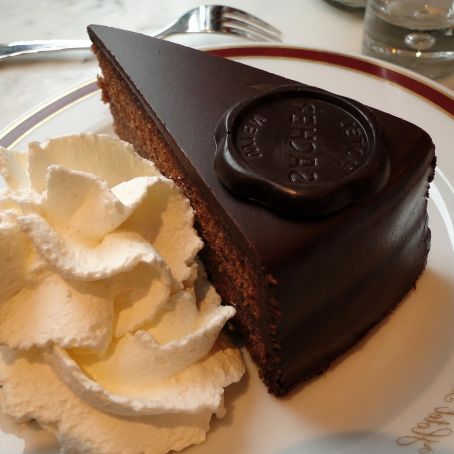 SACHERTORTE