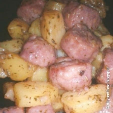 SALSICCE E PATATE IN PADELLA