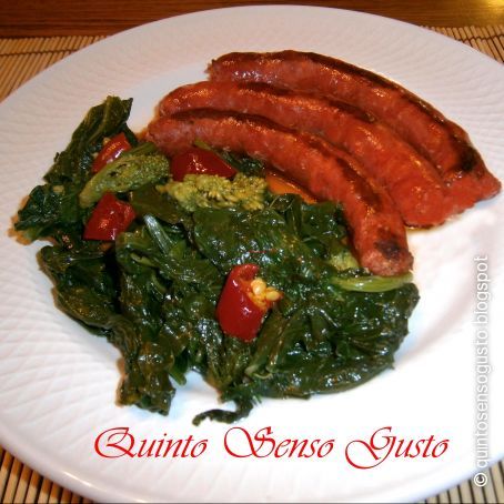 Salsiccia piccante con cime di rapa