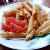 Pasta tonno e pomodorini