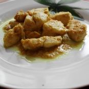 Pollo al curry con latte