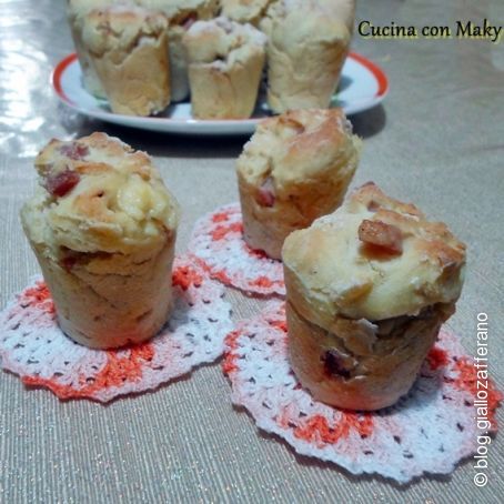 Muffin salati con cuore filante