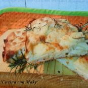 Focaccia soffice con patate e rosmarino