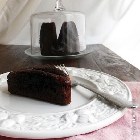 Torta cioccolatosa senza uova