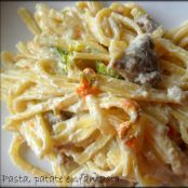 Scialatielli con salsicce, ricotta e fiori di zucca