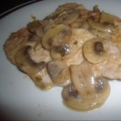 Scaloppine di maiale ai funghi.