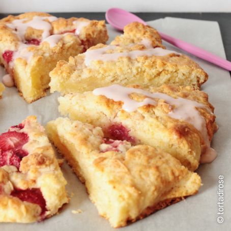 http://www.tortadirose.it/dolci/scones-alle-fragole