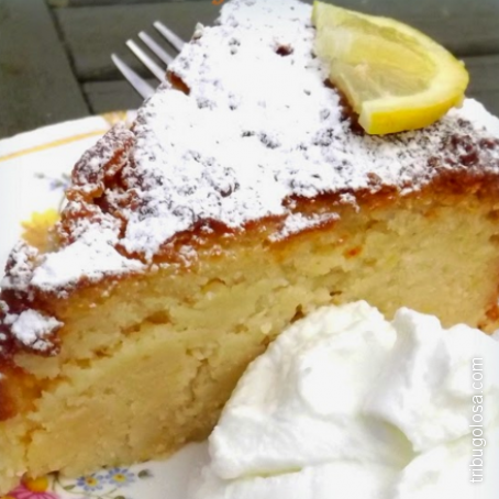 Torta caprese al limone