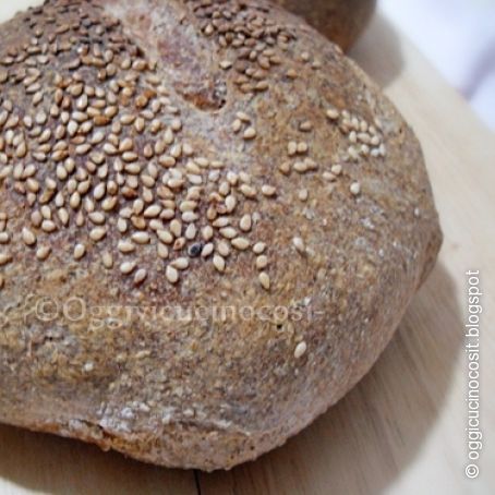 Pane semi-integrale con sesamo e semi di papavero