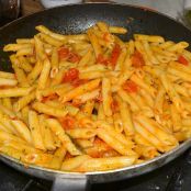 Pennette con pomodorini e pesto - Tappa 1