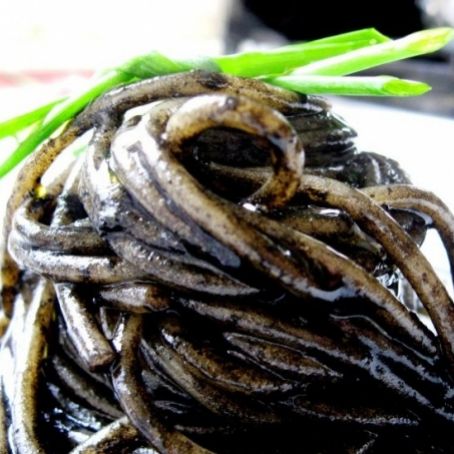 Spaghetti al nero di seppie