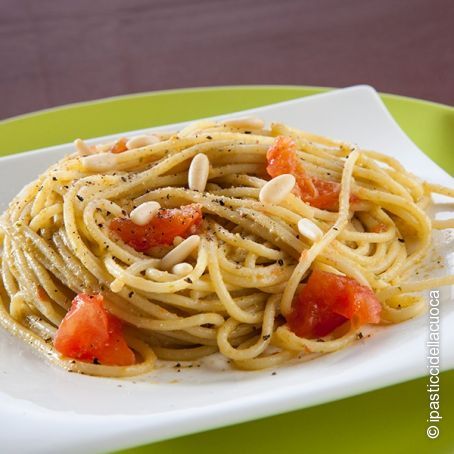 Spaghetti al pesto di lattuga