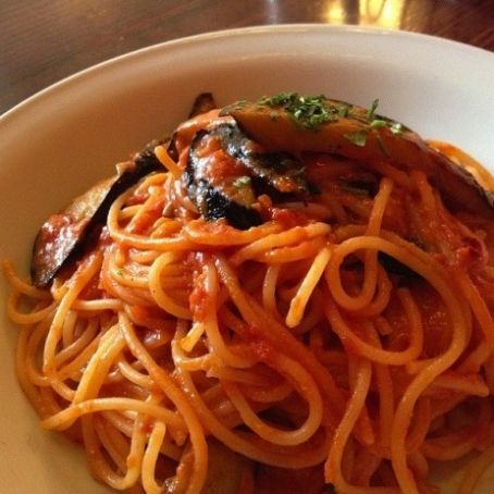 Spaghetti alle melanzane.