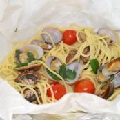 Spaghetti
alle vongole al cartoccio