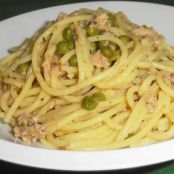 Spaghetti tonno e piselli