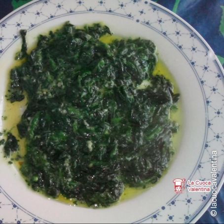 Spinaci con mozzarella e formaggio