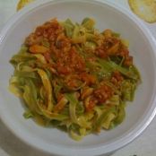 Tagliatelle con funghi e carne macinata