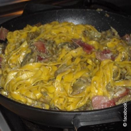 Tagliatelle carciofi e speck