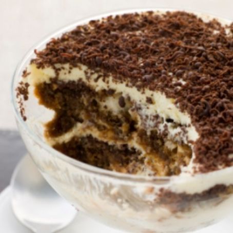 Tiramisù con cioccolato in scaglie