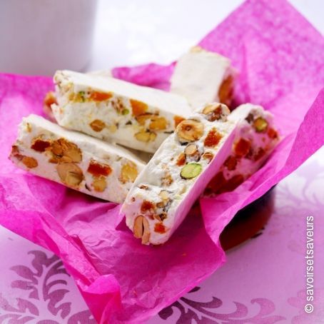 Torrone bianco morbido profumato all'arancia