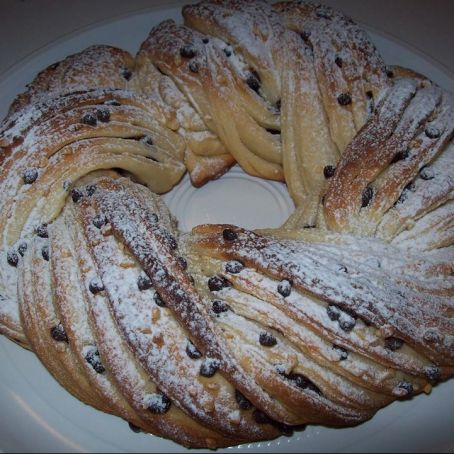 Torta
angelica con gocce di cioccolato