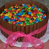 Torta Kit Kat e M&M's