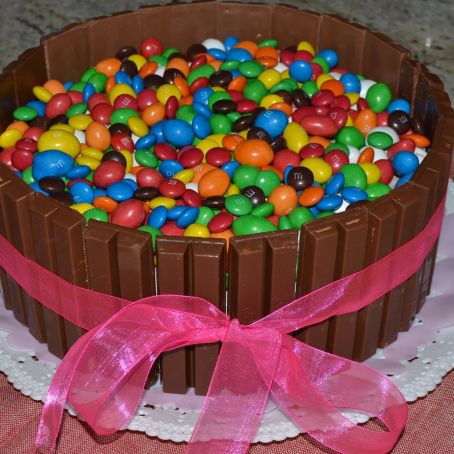 Torta Kit Kat e M&M's