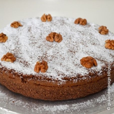 Torta di noci e cioccolato