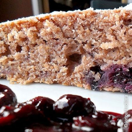 Torta integrale ai mirtilli