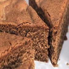 Torta alle nocciole, Nutella e cacao