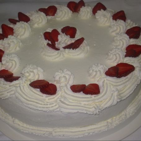 TORTA PANNA E FRAGOLE