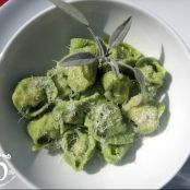 Tortelloni verdi al burro e salvia - Tappa 1