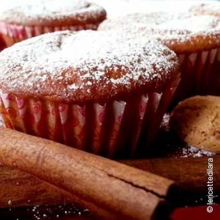 Tortine di ricotta, amaretti e cannella