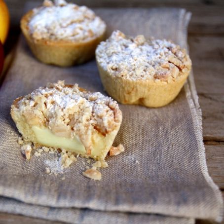 Tortine alle mele e crema pasticcera