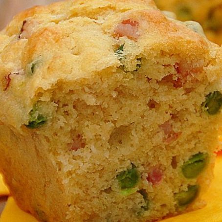 Cake ai piselli, scamorza e pancetta affumicata