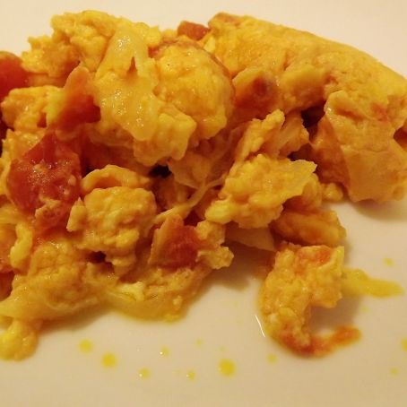 UOVA STRAPAZZATE AL POMODORO