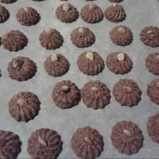 Biscotti di mandorle al cacao