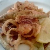 Fritto misto di pesce e verdure