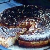 TORTA DI MELE E PINOLI