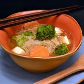 Zuppa di Miso con Funghi Enoki e Bifun